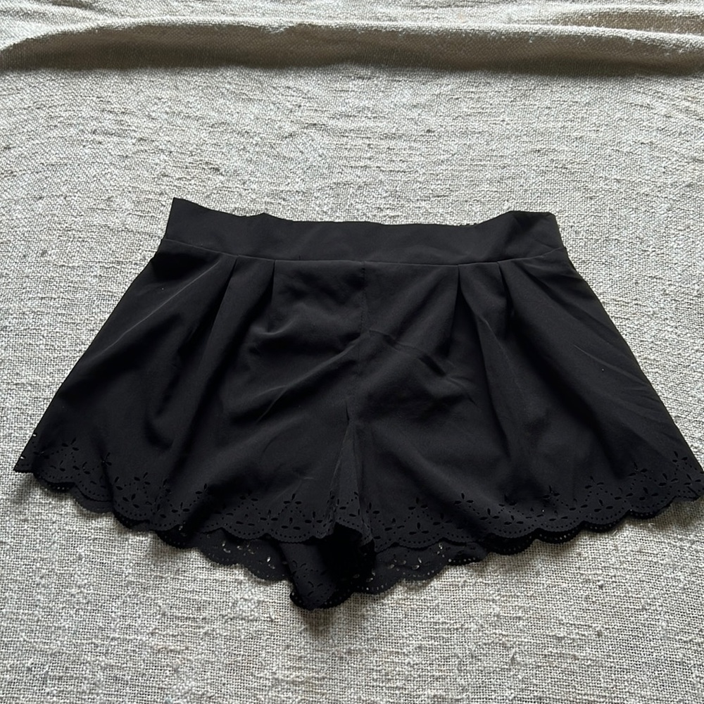 Scalloped hem soft black shorts